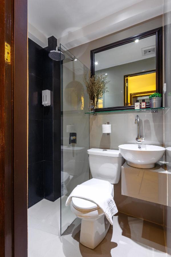 Nest Nano Suites Poblacion - Makati Makati City Екстер'єр фото